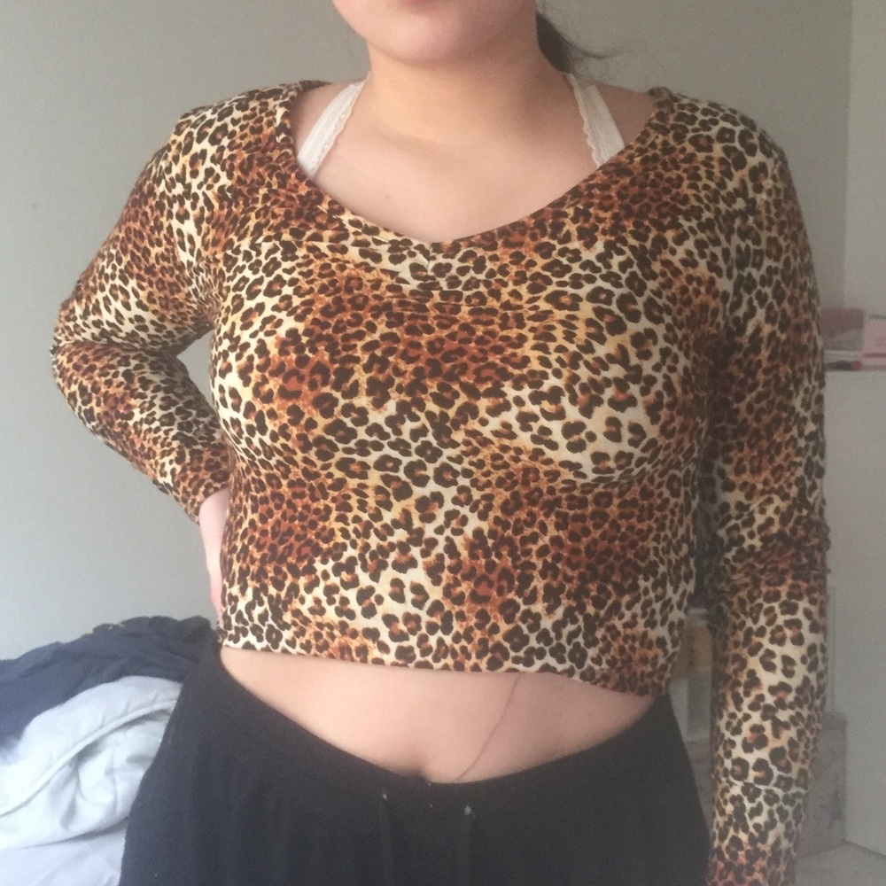 Leopard print long sleeve top - Picture 4 of 9